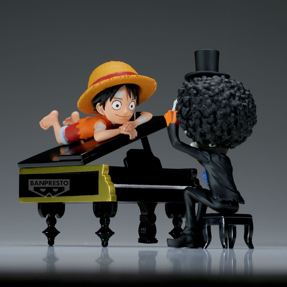 ONE PIECE - WORLD COLLECTABLE FIGURE LOG STORIES - MONKEY D. LUFFY & BROOK
