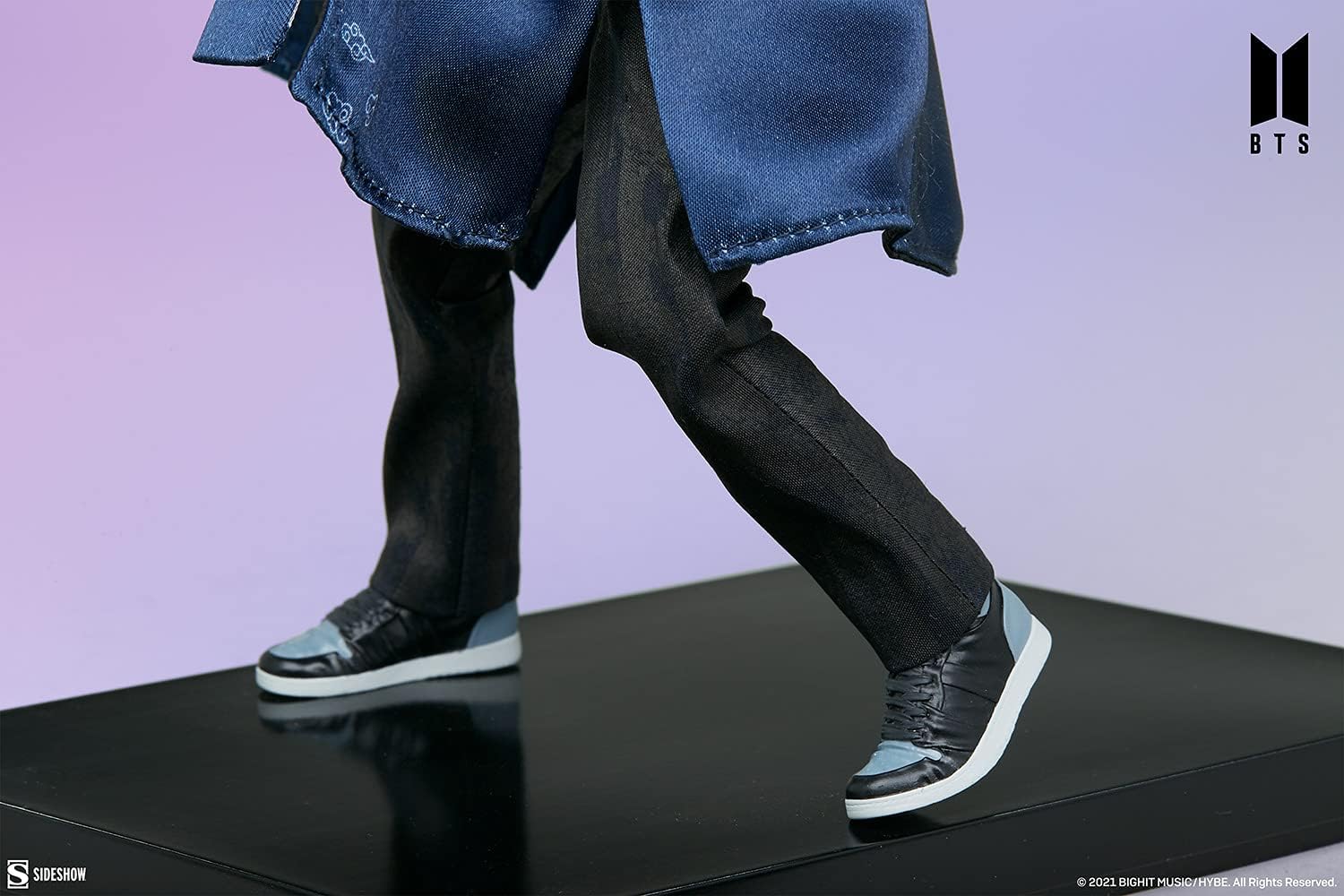 EX-DISPLAY - BTS - Jung Kook Deluxe Statue