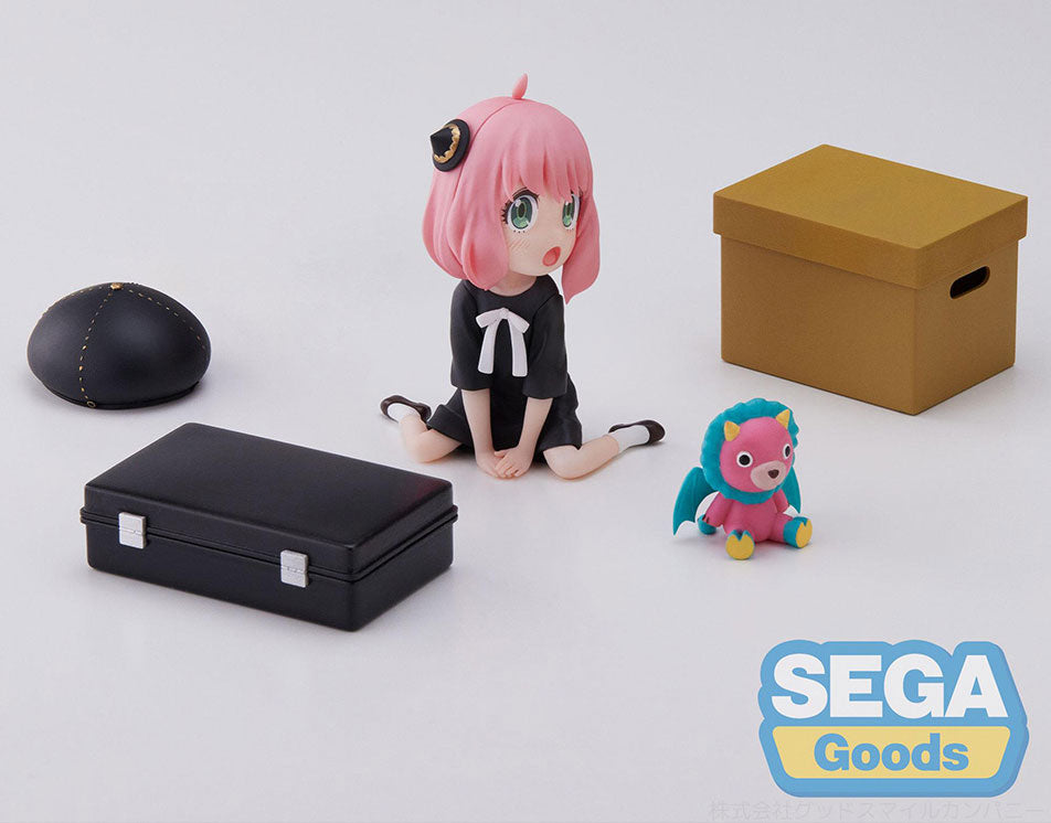 Spy x Family Luminasta Anya Forger (Pretend Play Ver.) Figure