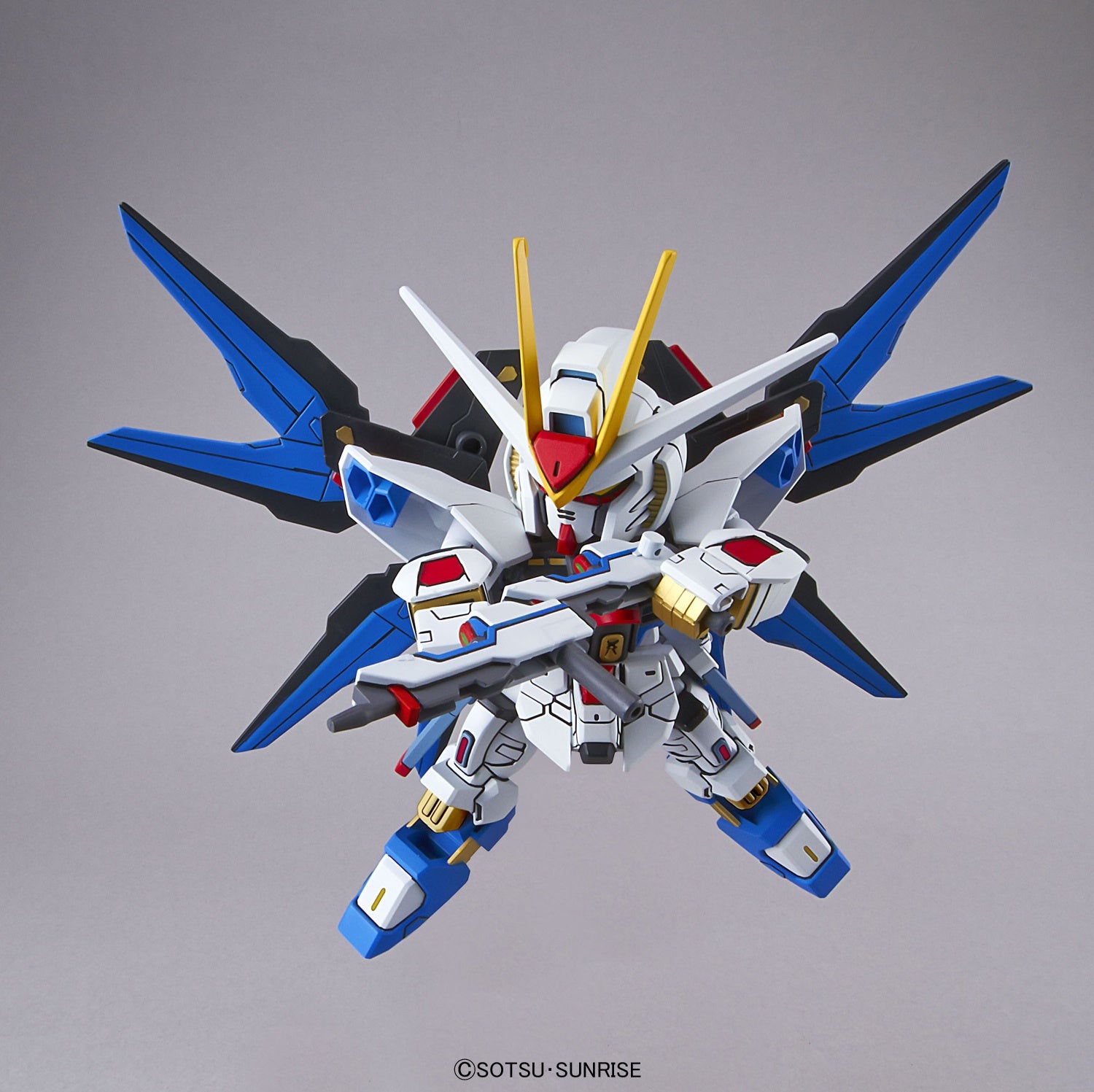 SD GUNDAM - EX-STANDARD - STRIKE FREEDOM GUNDAM