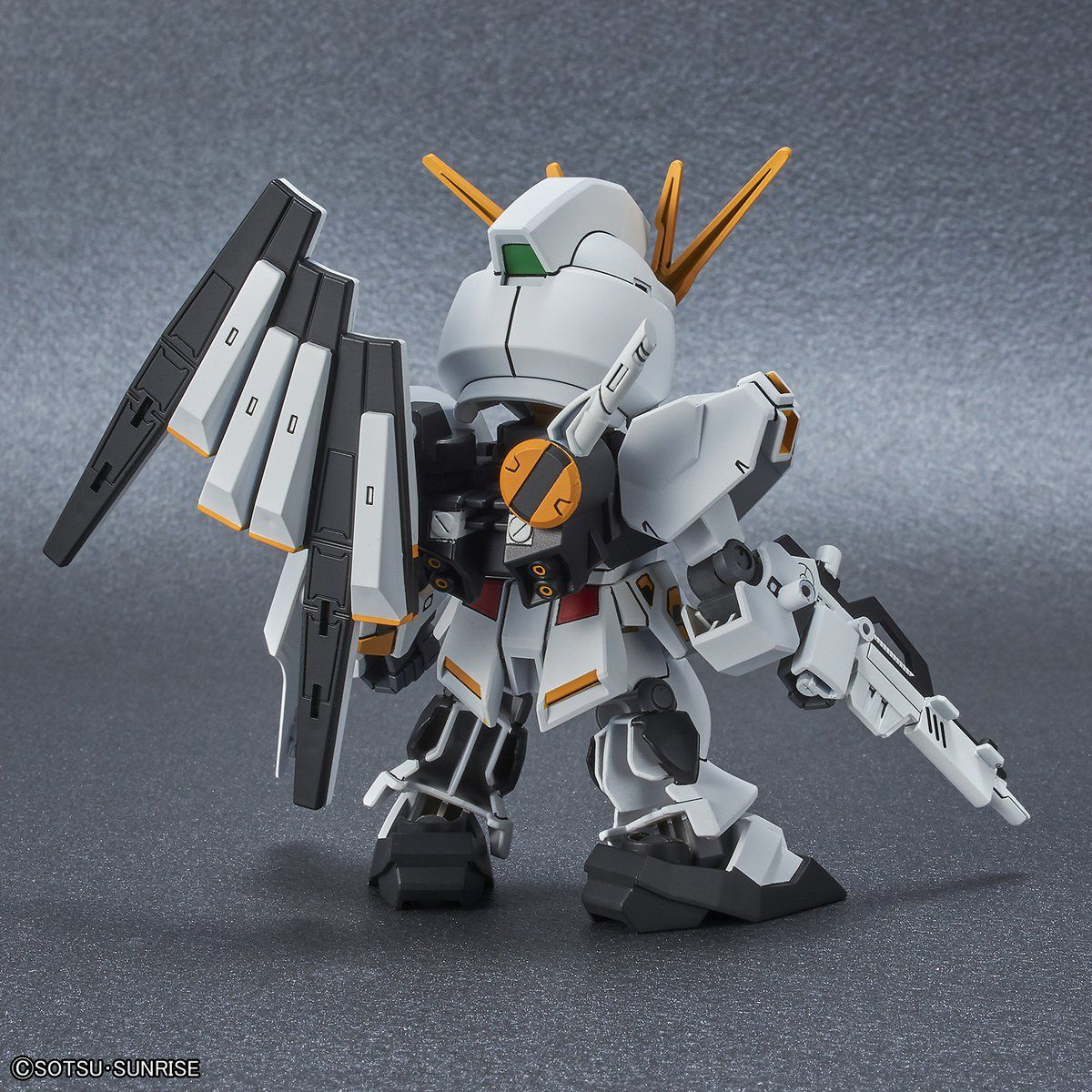 SD GUNDAM - EX-STANDARD GUNDAM