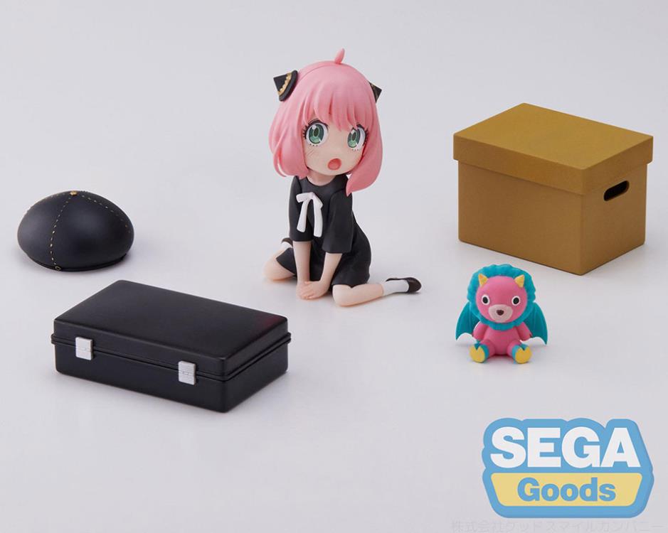 Spy x Family Luminasta Anya Forger (Pretend Play Ver.) Figure