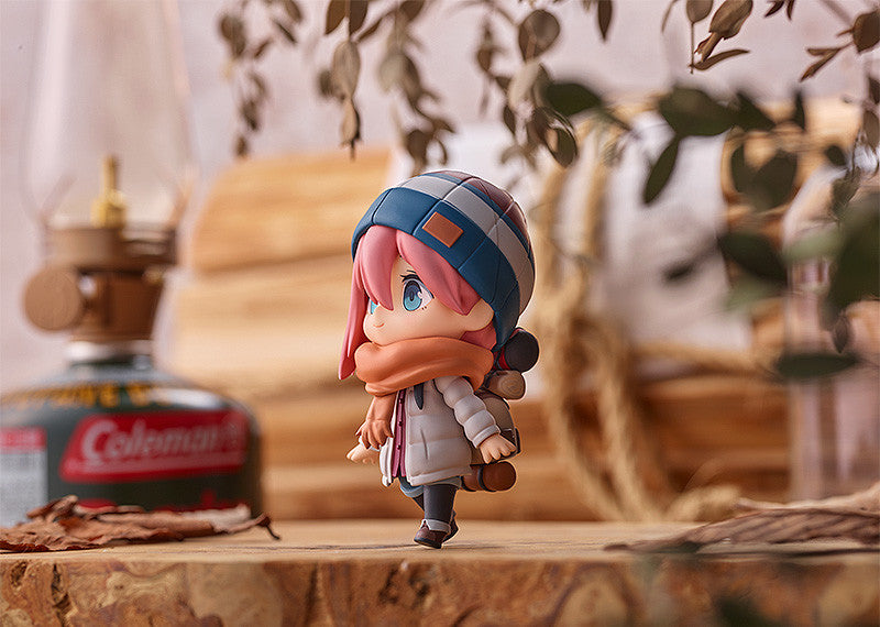 Nendoroid: Laid-Back Camp - Nadeshiko Kagamihara: Solo Camp Ver.