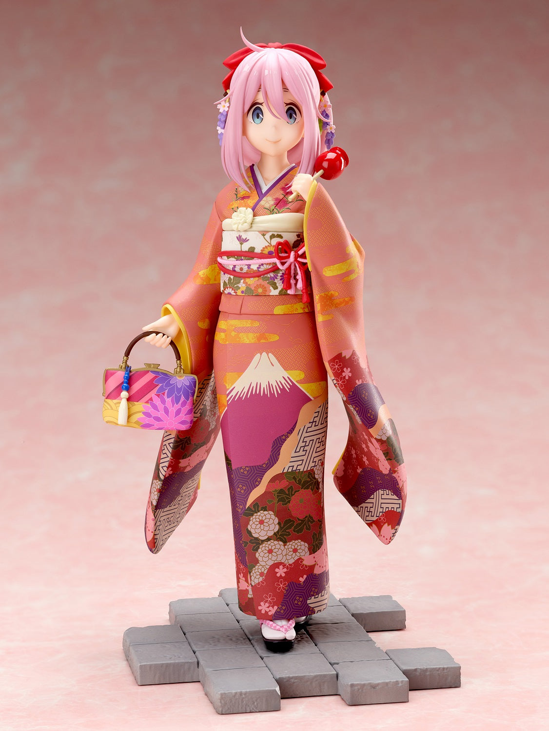 Yuru Camp: Nadeshiko Kagamihara - Furisode Ver. 1/7 Scale Figure