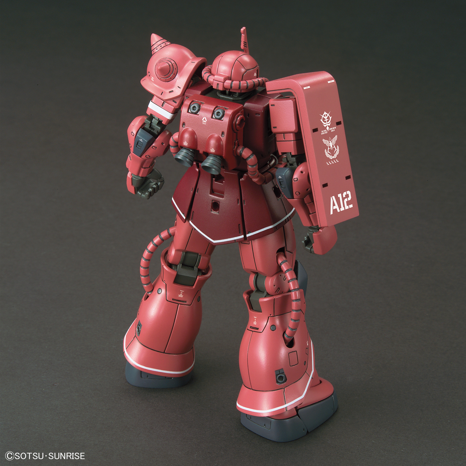 HG GUNDAM - 1/144 - MS-06S ZAKU II PRINCIPALITY OF ZEON CHAR AZNABLE’S MOBILE SUIT RED COMET VER.