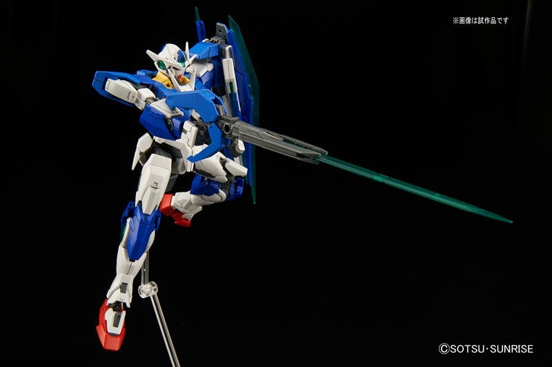 RG GUNDAM - 1/144 - OO QAN(T)