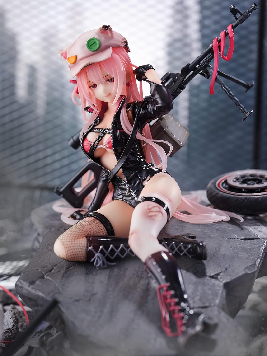 Girls’ Frontline UKM-2000 Gale Lightning (Wounded Ver.) Shibuya Scramble 1/7 Scale PVC Figure