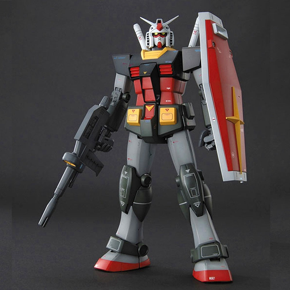 Bandai MG 1/100: RX-78+ G-Fighter ( Real Type Color)