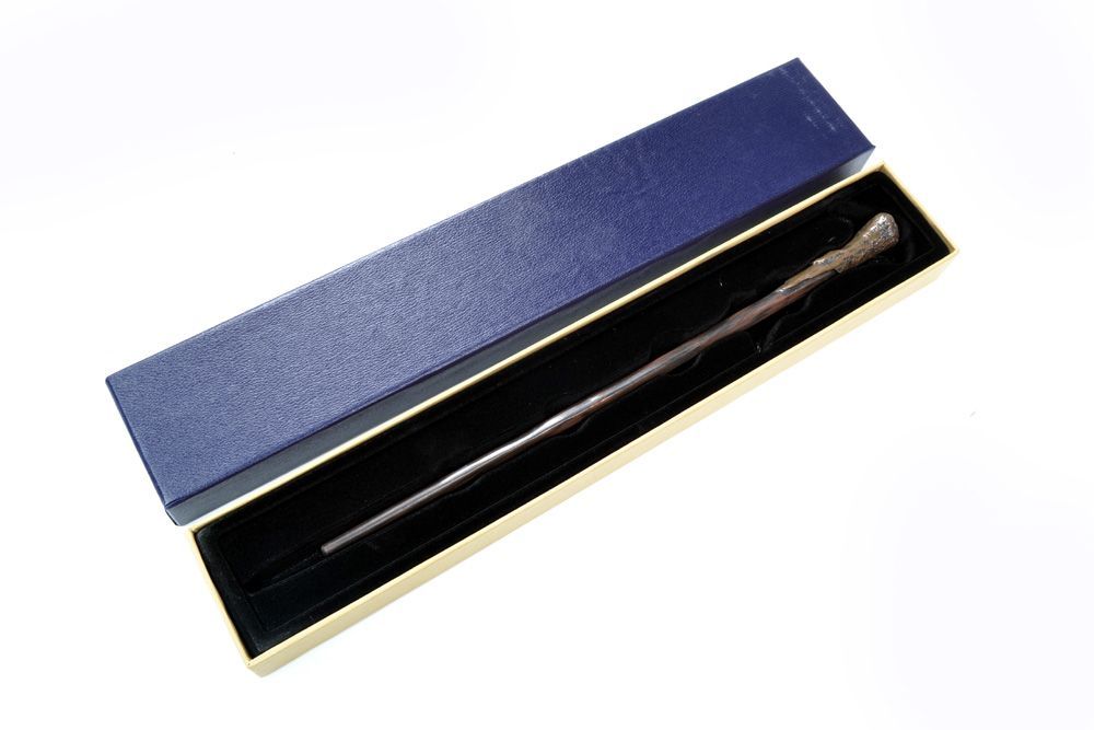 Harry Potter - Ron's Weighted Magic Wand Replica