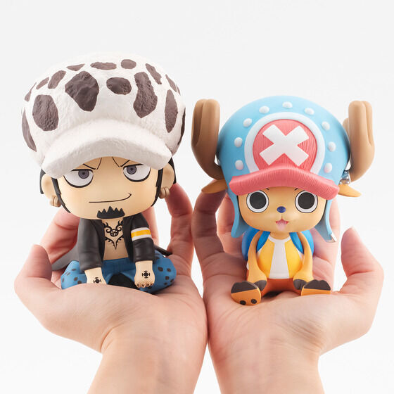 LOOKUP TRAFALGAR.LAW & TONY TONY CHOPPER SET