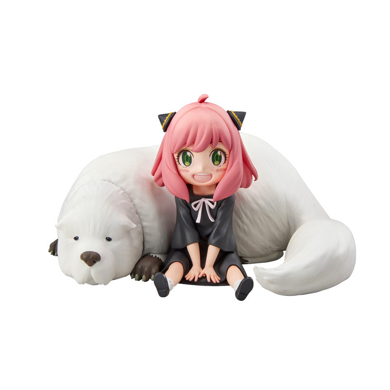 PM Perching Figure Anya Forger & Bond