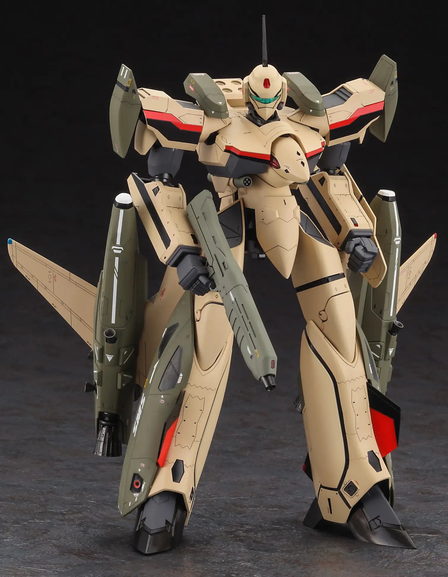 Hasegawa 1/72: Macross Frontier VF-19EF/A ( Battroid lsamu Special )