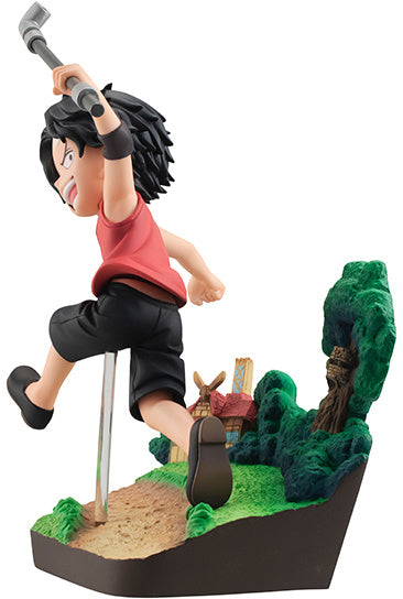 ONE PIECE - G.E.M. SERIES - PORTGAS D. ACE RUN! RUN! RUN!