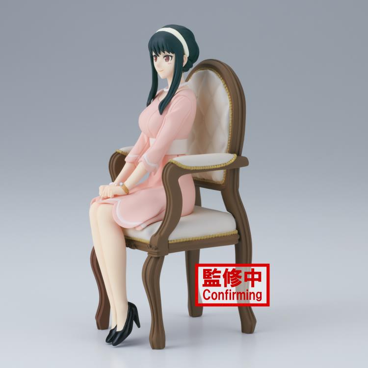 Spy x Family - Family Photo - Yor Forger